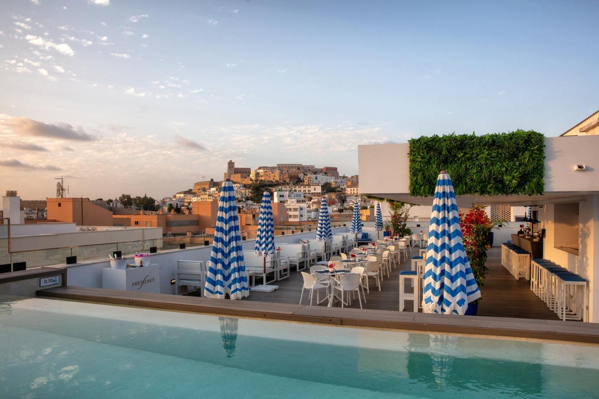 El Puerto Hotel